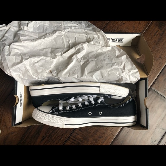 Black Converse-Worn once! - Picture 6 of 7